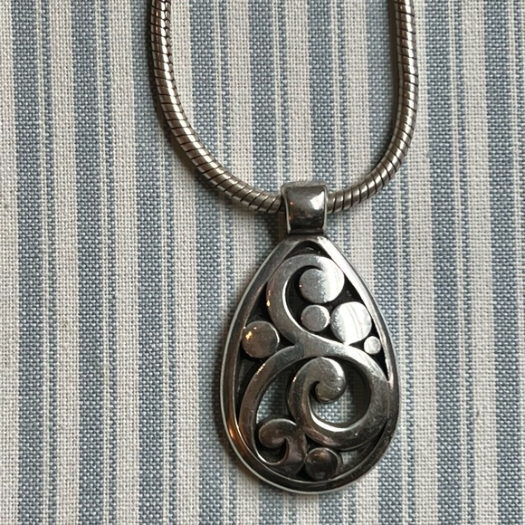 Brighton Contempo Necklace - Picture 4 of 8